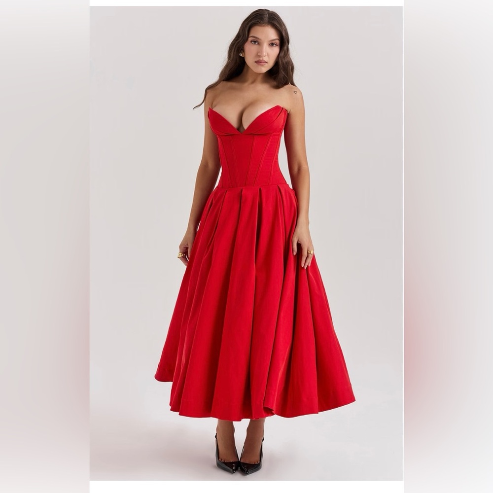 NWOT HOUSE OF CB LADY STRAPLESS SCARLET MIDI dress S+ ( S Plus - cup D-E /D-DD)